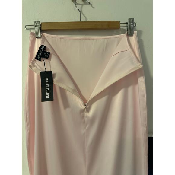 PRETTYLITTLETHING Dusty Pink Stretch Satin Split Side Maxi Skirt NWT - Picture 10 of 14